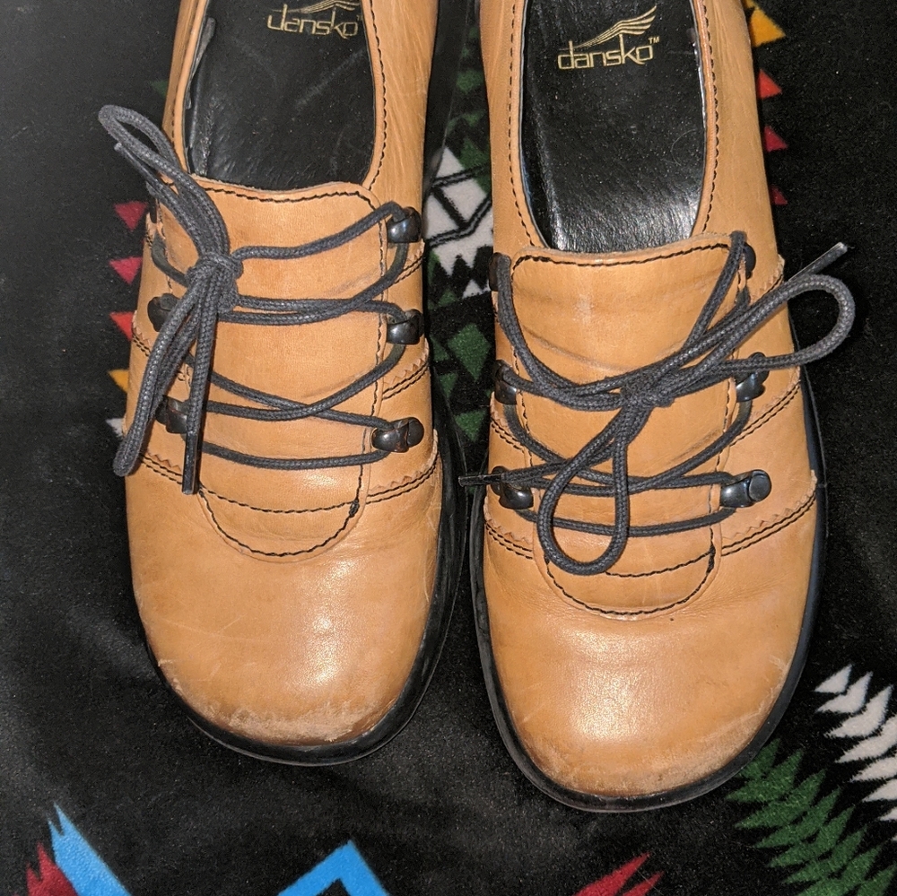 Danskos - Picture 4 of 4